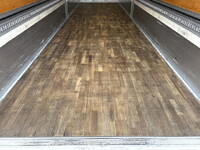 UDトラックスクオンアルミウイング大型（10t）[写真09]