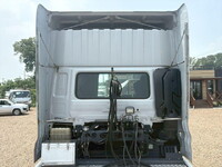 UDトラックスクオントレーラーヘッド（トラクターヘッド）大型（10t）[写真06]