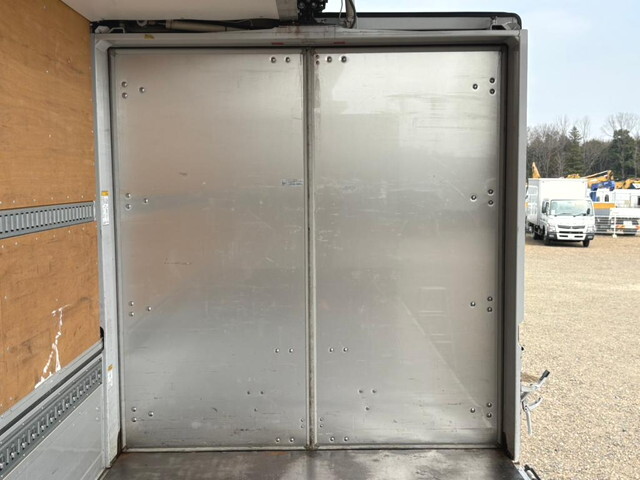 日野デュトロアルミウイング小型（2t・3t）[写真11]