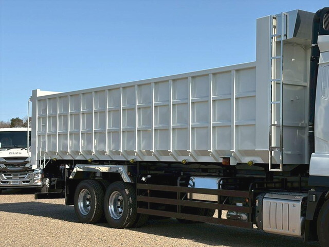 三菱ふそうスーパーグレート深ダンプ（土砂禁ダンプ）大型（10t）[写真15]