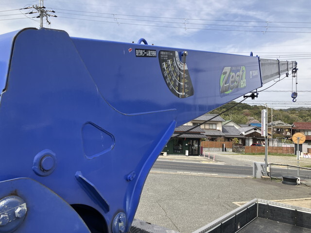 三菱ふそうファイタークレーン5段中型（4t）[写真18]