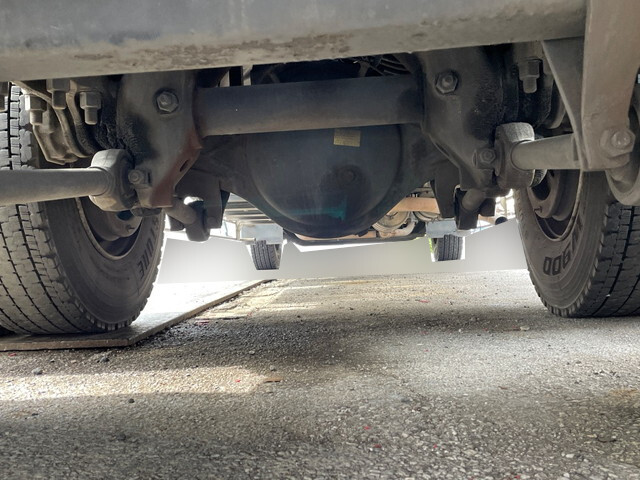 三菱ふそうスーパーグレートアルミブロック大型（10t）[写真23]