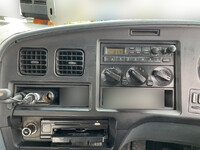 三菱ふそうスーパーグレートアルミブロック大型（10t）[写真30]