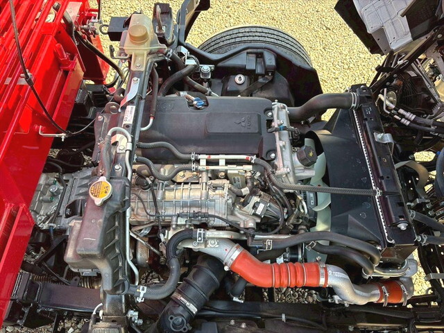 三菱ふそうキャンタークレーン4段小型（2t・3t）[写真12]