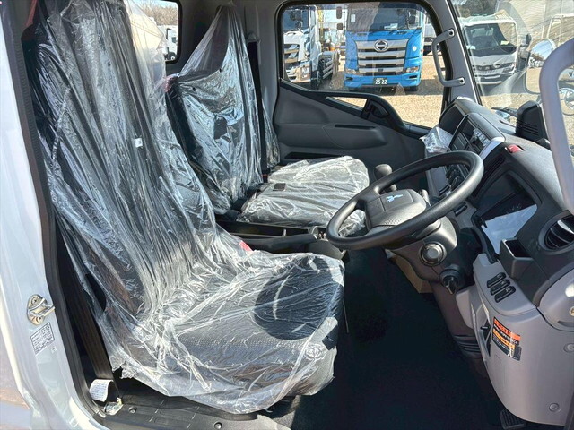 三菱ふそうキャンタークレーン4段小型（2t・3t）[写真16]