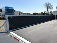 三菱ふそうキャンタークレーン4段小型（2t・3t）[写真09]