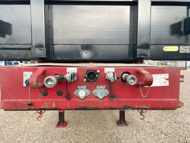 その他のメーカーその他の車種土砂ダンプトレーラー大型（10t）[写真18]