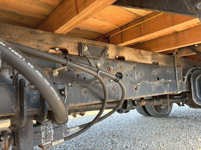 日野レンジャークレーン4段中型（4t）[写真12]