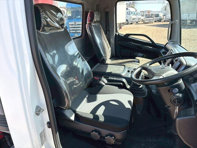 日野レンジャークレーン4段中型（4t）[写真14]