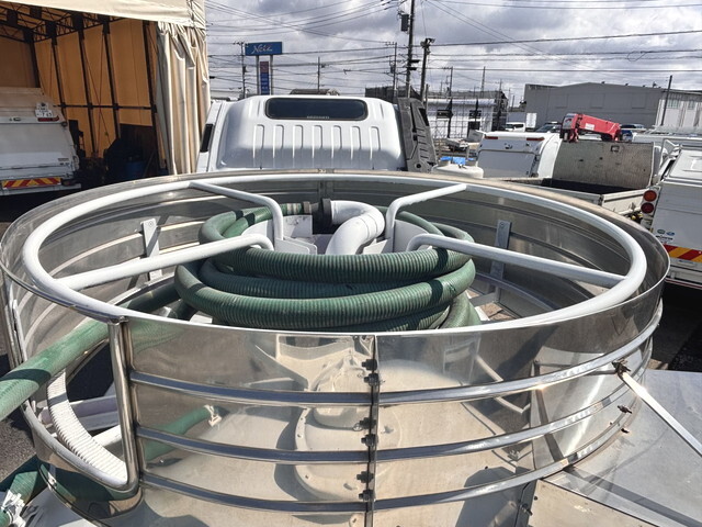 マツダタイタンバキュームカー小型（2t・3t）[写真11]