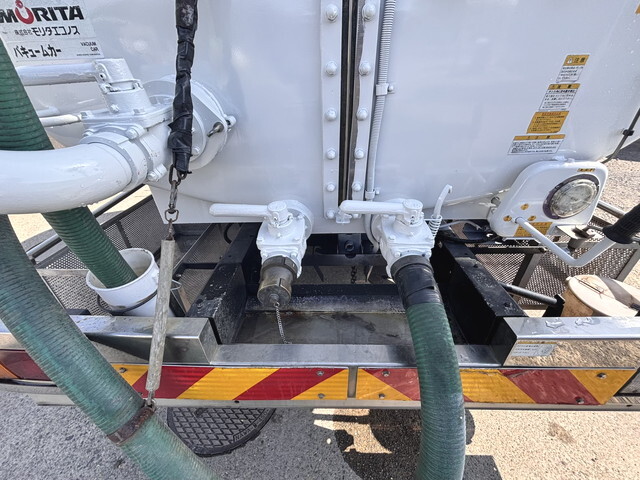 マツダタイタンバキュームカー小型（2t・3t）[写真13]