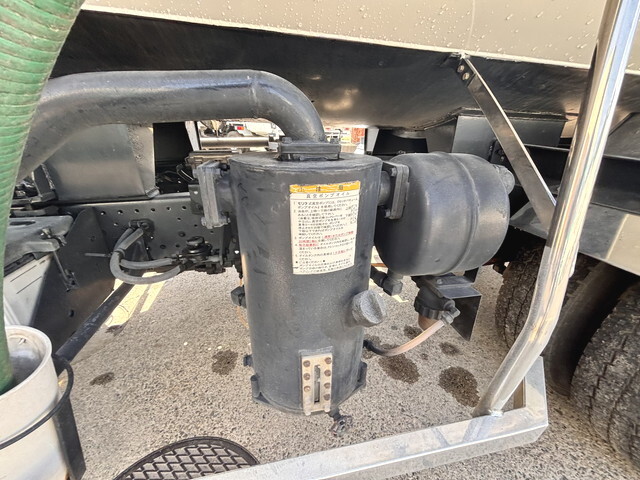 マツダタイタンバキュームカー小型（2t・3t）[写真21]