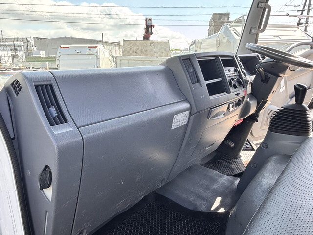 マツダタイタンバキュームカー小型（2t・3t）[写真38]