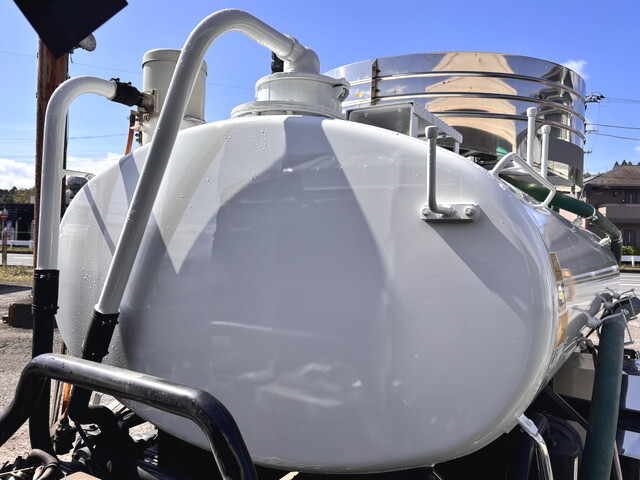 マツダタイタンバキュームカー小型（2t・3t）[写真08]