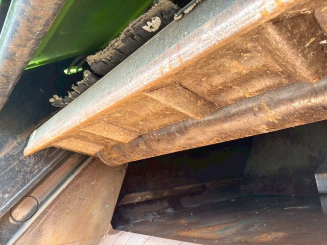 いすゞエルフパッカー車（塵芥車）小型（2t・3t）[写真12]