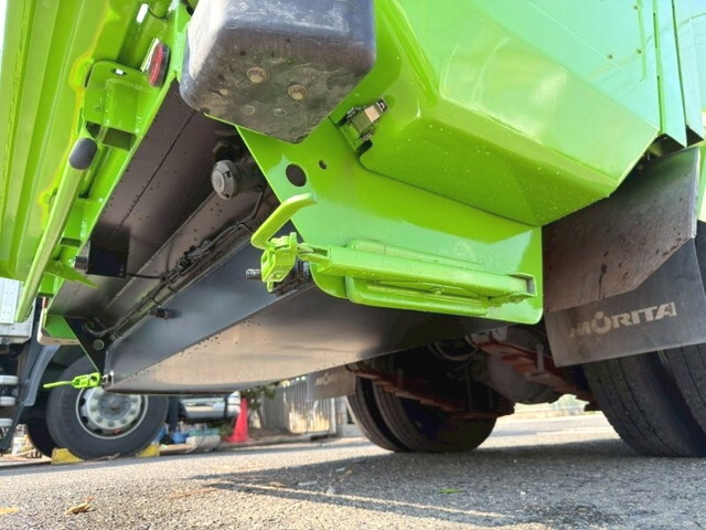 いすゞエルフパッカー車（塵芥車）小型（2t・3t）[写真17]