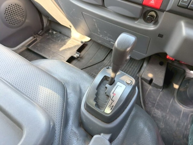 いすゞエルフパッカー車（塵芥車）小型（2t・3t）[写真30]