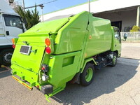 いすゞエルフパッカー車（塵芥車）小型（2t・3t）[写真07]