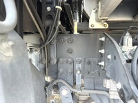 UDトラックスクオンアルミウイング大型（10t）[写真16]