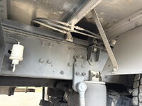 UDトラックスクオンアルミウイング大型（10t）[写真18]