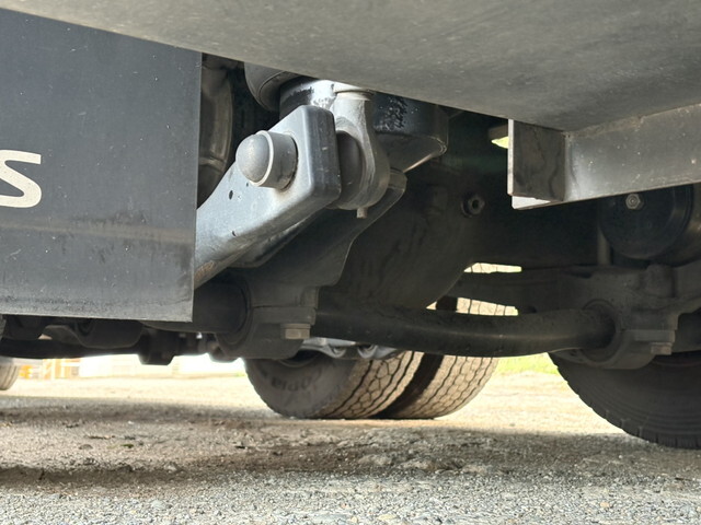 UDトラックスクオンアルミウイング大型（10t）[写真22]