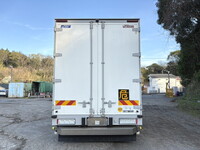 UDトラックスクオンアルミウイング大型（10t）[写真08]