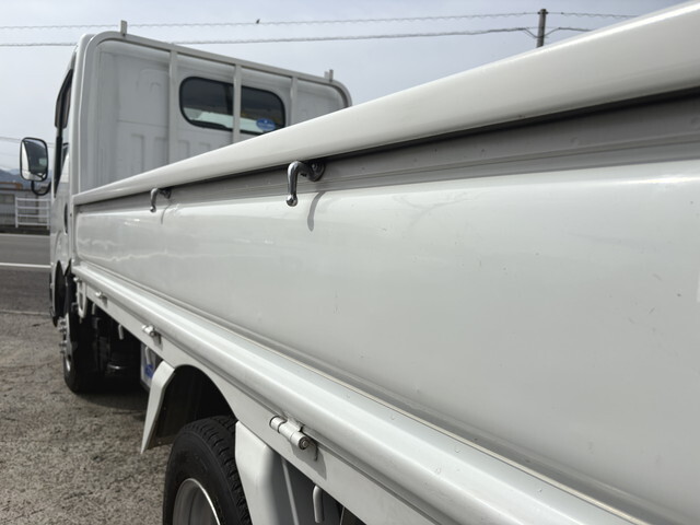 日産アトラス平ボディ小型（2t・3t）[写真16]