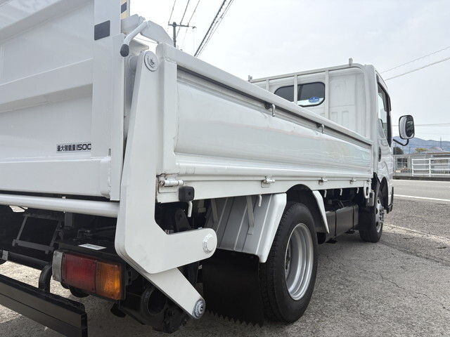 日産アトラス平ボディ小型（2t・3t）[写真18]