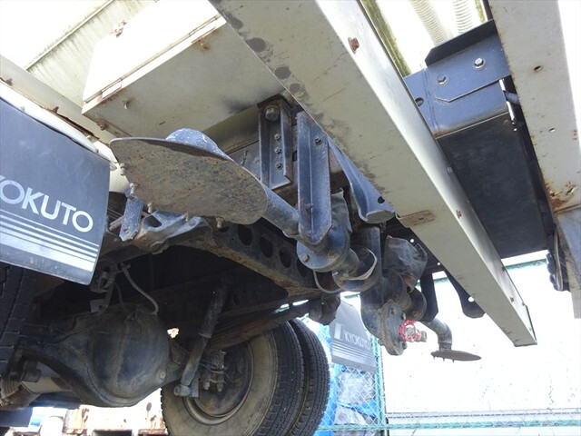 いすゞエルフ散水車小型（2t・3t）[写真34]