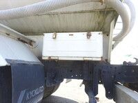 いすゞエルフ散水車小型（2t・3t）[写真06]