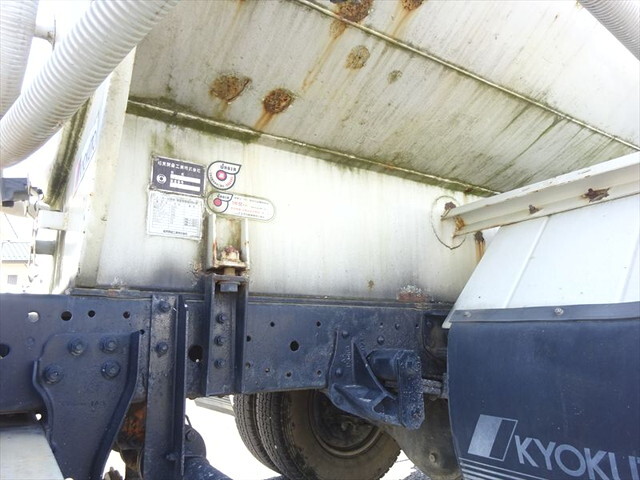 いすゞエルフ散水車小型（2t・3t）[写真07]