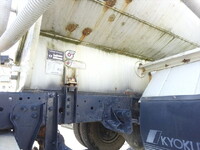 いすゞエルフ散水車小型（2t・3t）[写真08]