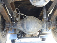 いすゞエルフ散水車小型（2t・3t）[写真09]