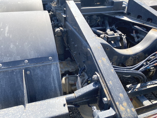 いすゞギガトレーラーヘッド（トラクターヘッド）大型（10t）[写真19]