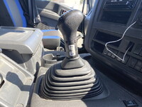 いすゞギガトレーラーヘッド（トラクターヘッド）大型（10t）[写真28]