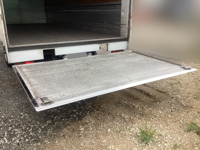 日野レンジャーアルミウイング中型（4t）[写真04]