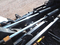 いすゞフォワードコンテナ専用車中型（4t）[写真38]