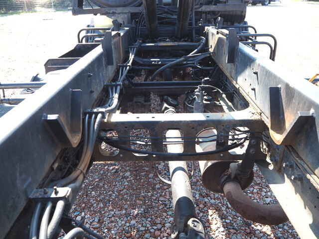 いすゞフォワードコンテナ専用車中型（4t）[写真38]