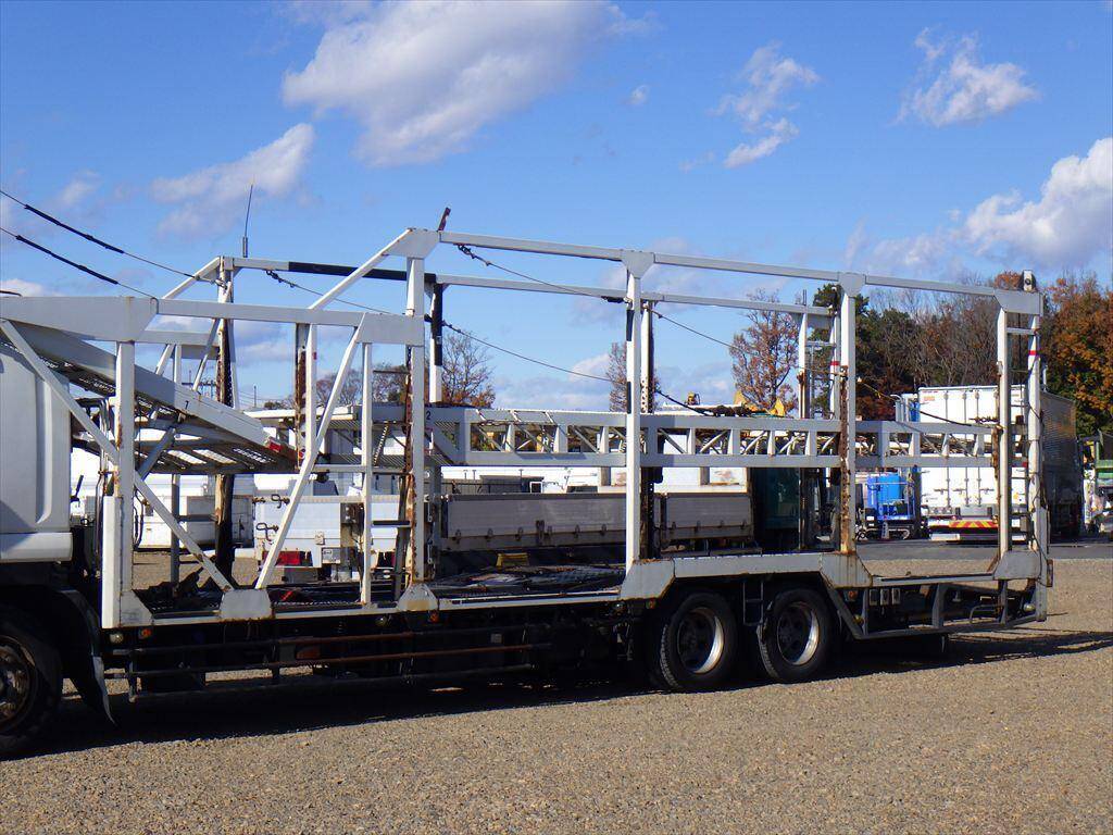 いすゞフォワードキャリアカー増トン（6t・8t）[写真06]