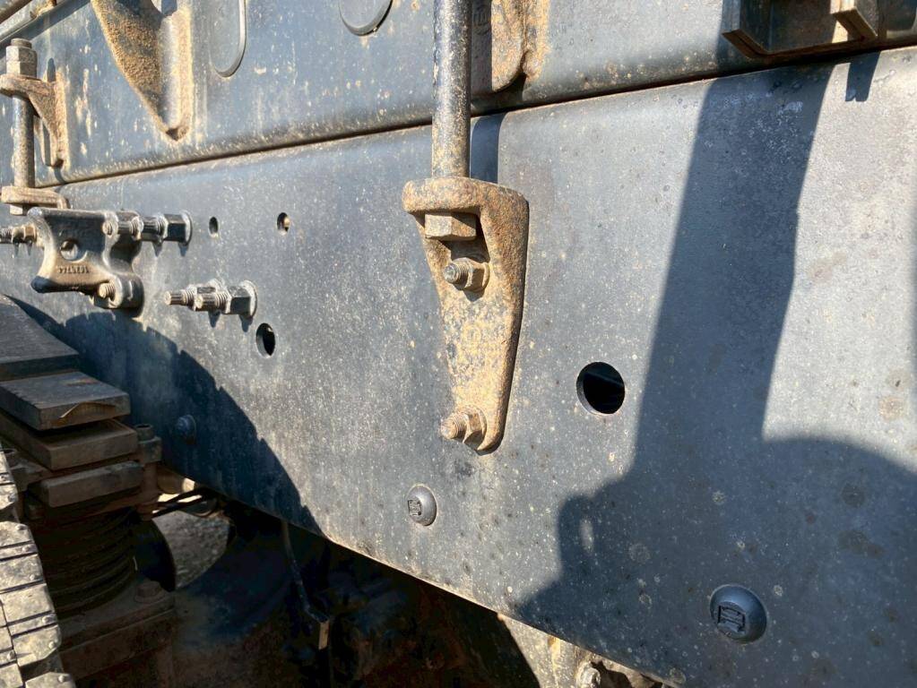 UDトラックスクオンダンプ大型（10t）[写真16]