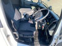 UDトラックスクオンダンプ大型（10t）[写真20]