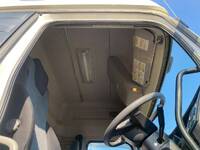 UDトラックスクオンダンプ大型（10t）[写真23]