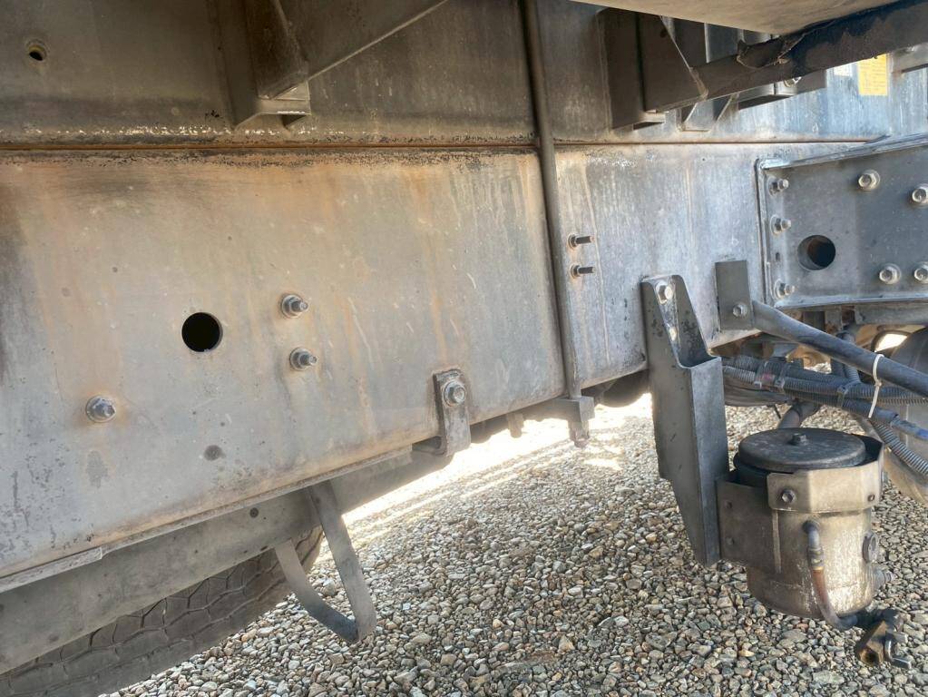 日野プロフィア深ダンプ（土砂禁ダンプ）大型（10t）[写真16]