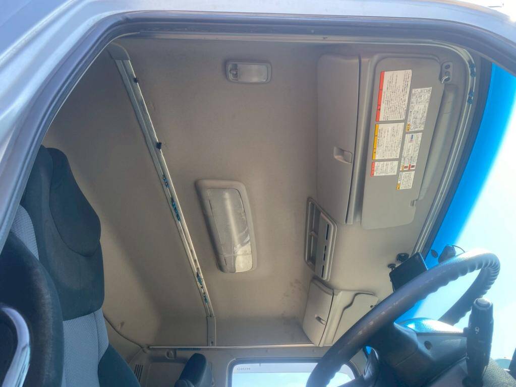 日野プロフィア深ダンプ（土砂禁ダンプ）大型（10t）[写真23]