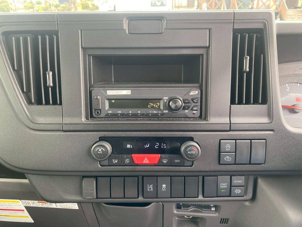 いすゞエルフ幌車小型（2t・3t）[写真18]