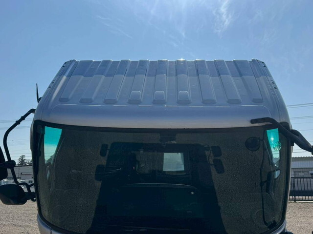 日野レンジャーコンテナ専用車増トン（6t・8t）[写真20]