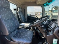 日野レンジャーコンテナ専用車増トン（6t・8t）[写真22]