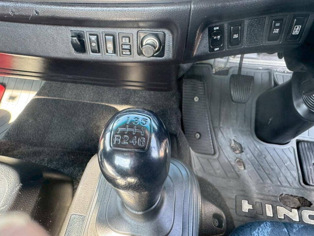 日野レンジャーコンテナ専用車増トン（6t・8t）[写真23]