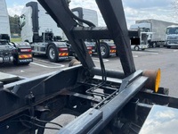 日野レンジャーコンテナ専用車増トン（6t・8t）[写真10]