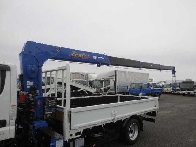 三菱ふそうキャンタークレーン4段小型（2t・3t）[写真10]